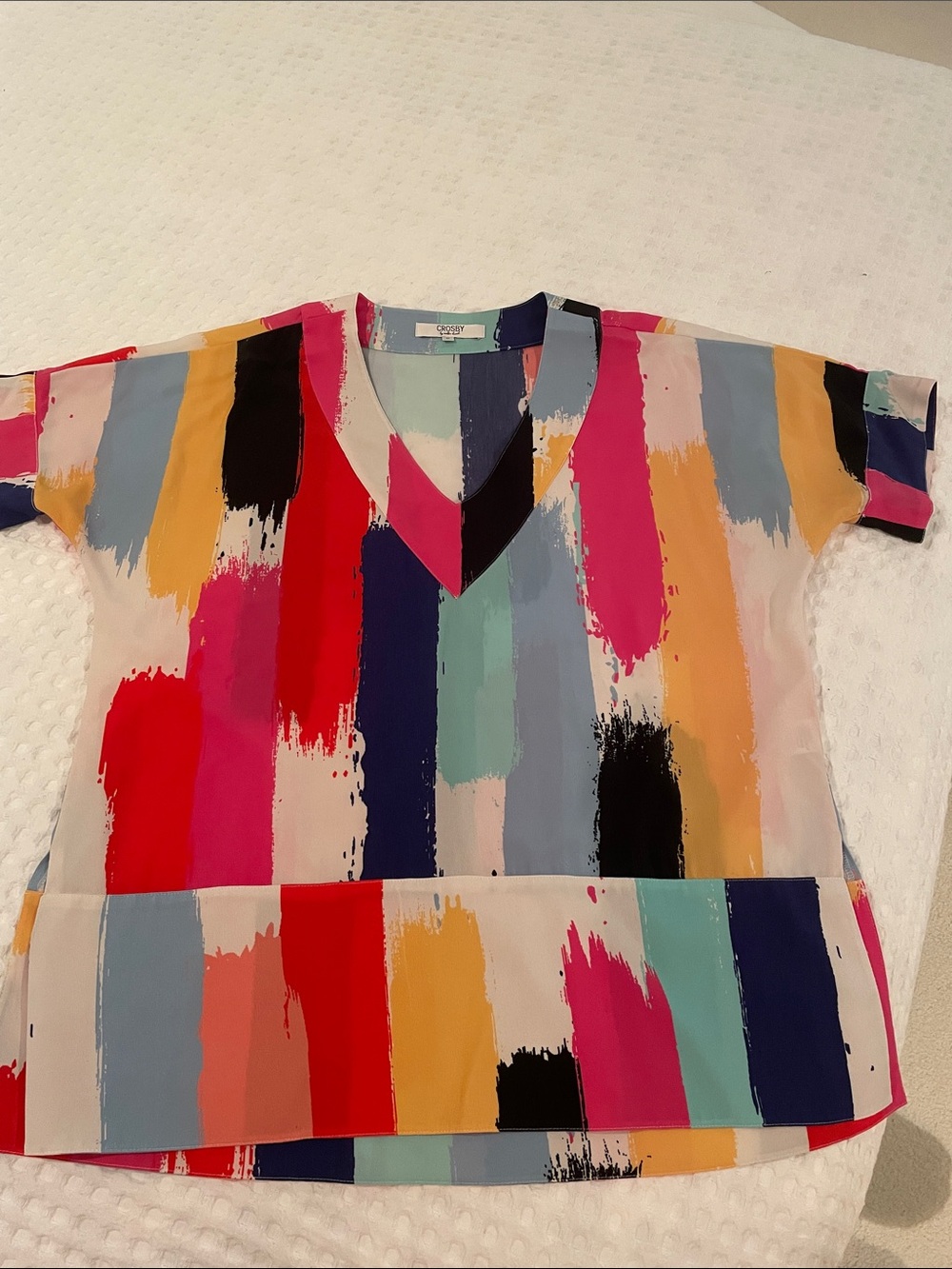 Crosby paint stroke Maggie Vneck top sz M
